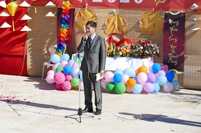 to chuc festival viet nam cho hon 7000 nguoi viet nam tai cong hoa sip