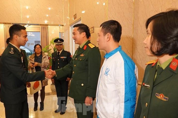 si quan tre quan doi nhan dan viet nam va quan doi cong hoa an do toa dam giao luu lan thu 8