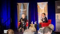 25 năm quan hệ Việt Nam-Hoa Kỳ từ câu chuyện của Thượng nghị sĩ John McCain