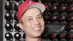 dau bep my goc viet noi danh voi nghe tay trai ren dao