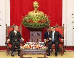 viet nga day manh trao doi thong tin ho tro nhau tren nhieu linh vuc