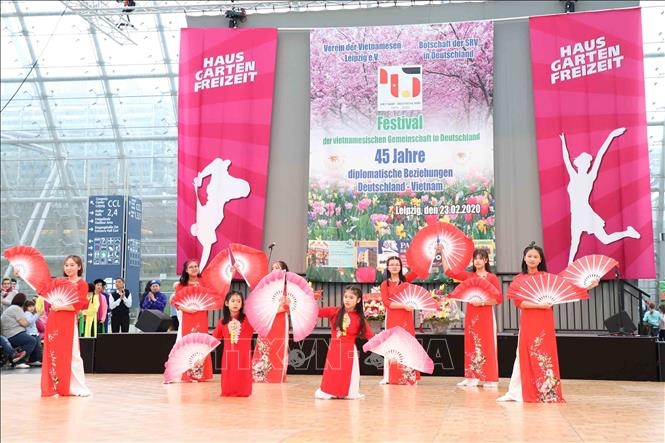 festival ky niem 45 nam thiet lap quan he ngoai giao viet nam duc