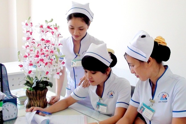 nhat ban trao 100 co hoi cho nu thuc tap sinh ho ly