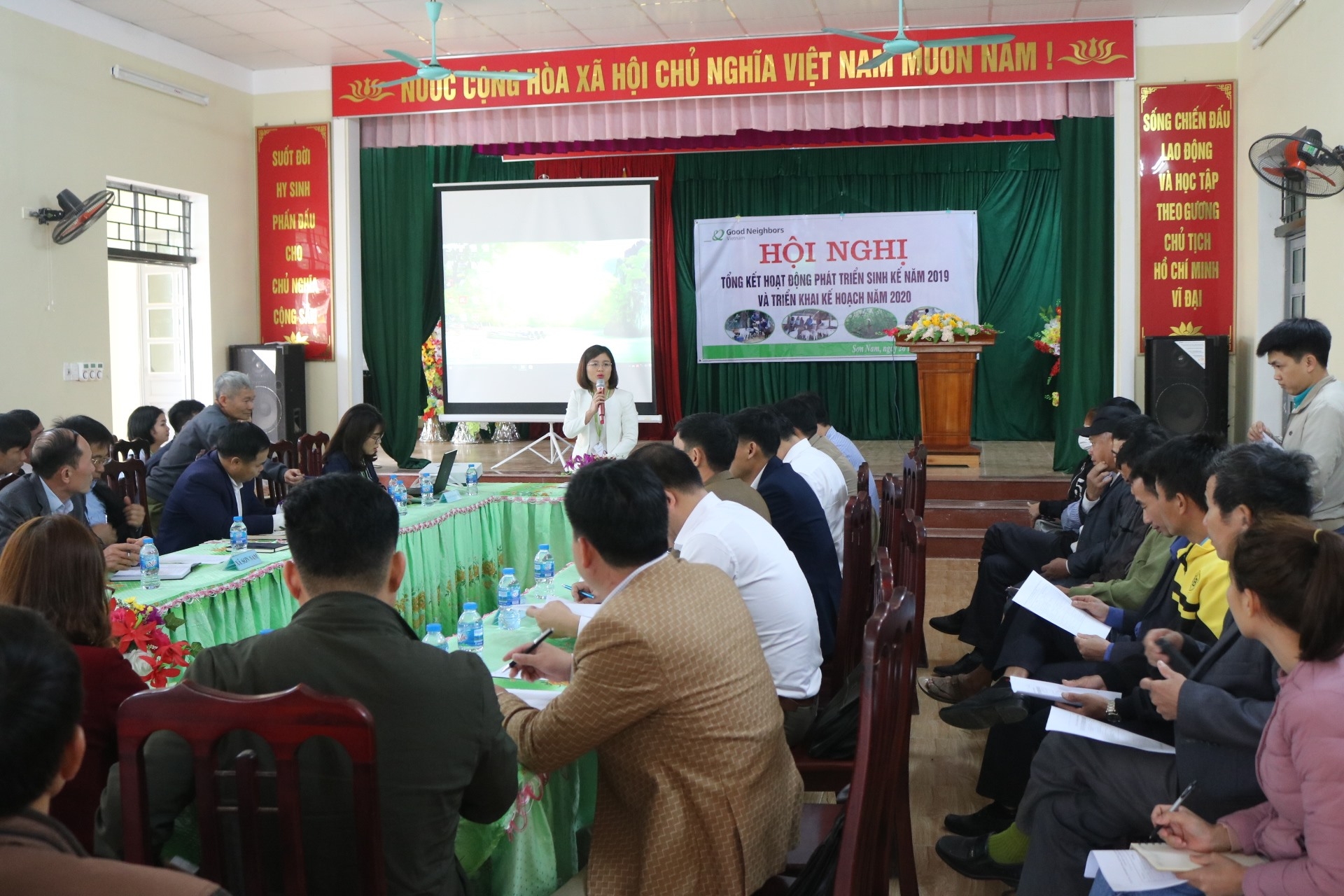 gni mong muon gan ket voi cac co quan ban nganh tai tinh tuyen quang