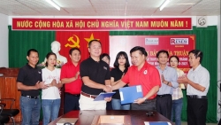 npa renew lan dau tien dua may bearcat ra pha bom chum vat lieu no tai tinh quang tri