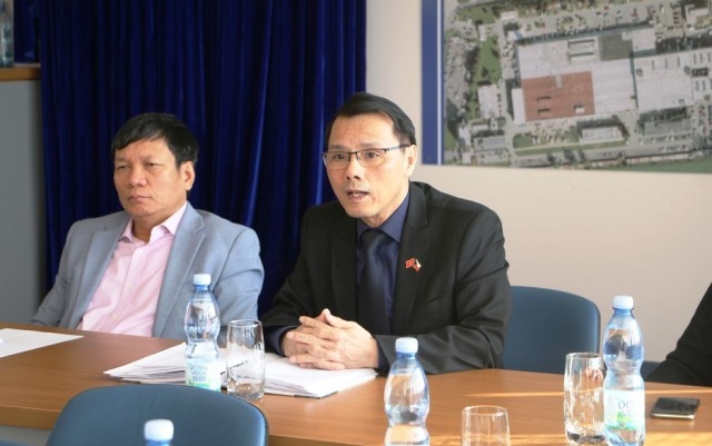 cong dong nguoi viet tai sec neu cao tinh than phong chong sars cov 2