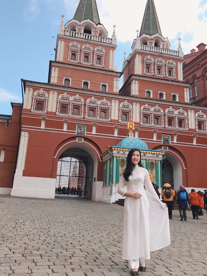 Áo dài Việt Nam tỏa sáng tại xứ sở Bạch Dương ao dai viet nam toa sang tai xu so bach duong
