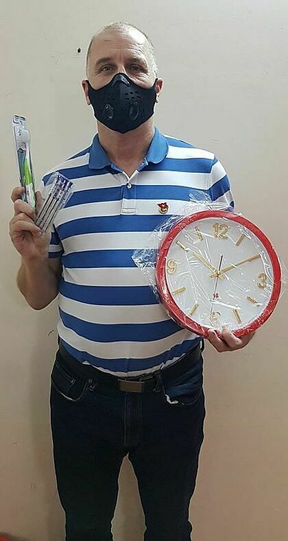 giao vien wayne worrel anh keu goi hien mau o ha noi