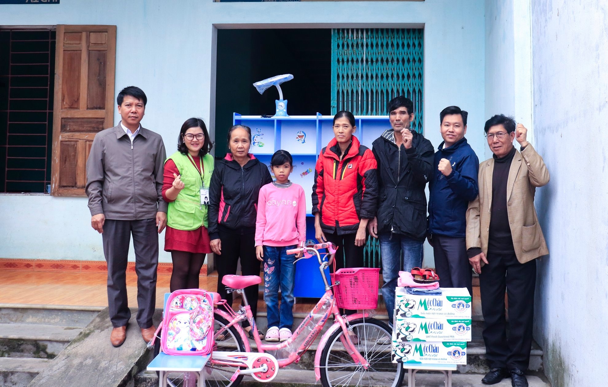gni ho tro hon 100 trieu dong cho 42 truong hoc tren dia ban tinh hoa binh chong covid 19