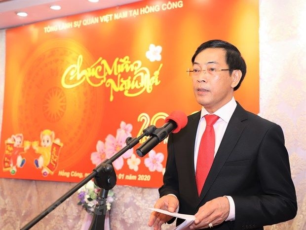 Tổng Lãnh sự Trần Thanh Huân: Kịp thời và quyết liệt bảo hộ công dân trước COVID-19 tong lanh su tran thanh huan kip thoi va quyet liet bao ho cong dan truoc covid 19