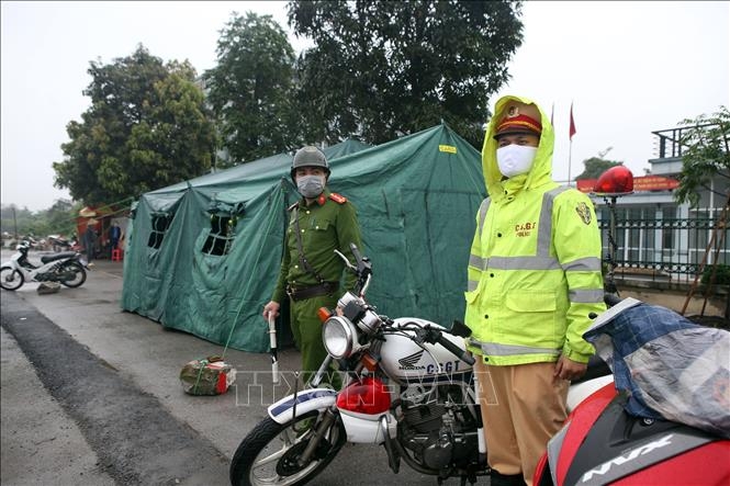 chuyen gia benh truyen nhiem tai dai hoc y harvard poll pollack viet nam dang rat manh tay chong covid 19