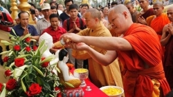 vi covid 19 cac tin do cong giao don le phuc sinh tai nha