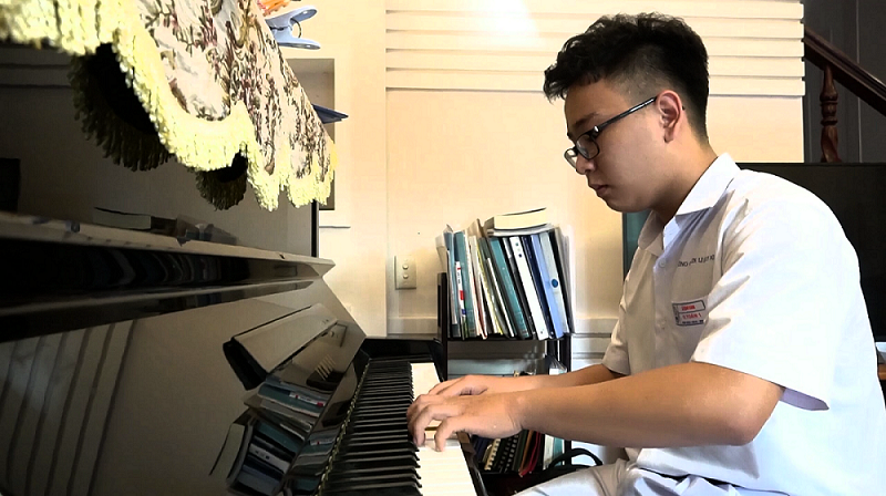 chuyen chua biet ve nhung 10x gianh hoc bong khung cua vien ky thuat va khoa hoc may tinh vinuni
