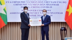 hoi huu nghi viet nam rumani tang nhan dan nuoc ban 500 trieu dong chong dich covid 19