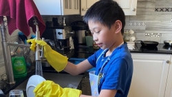 Mẹ Việt tại Canada tích trữ lương thực đủ dùng trong 1 tháng để đương đầu với COVID-19