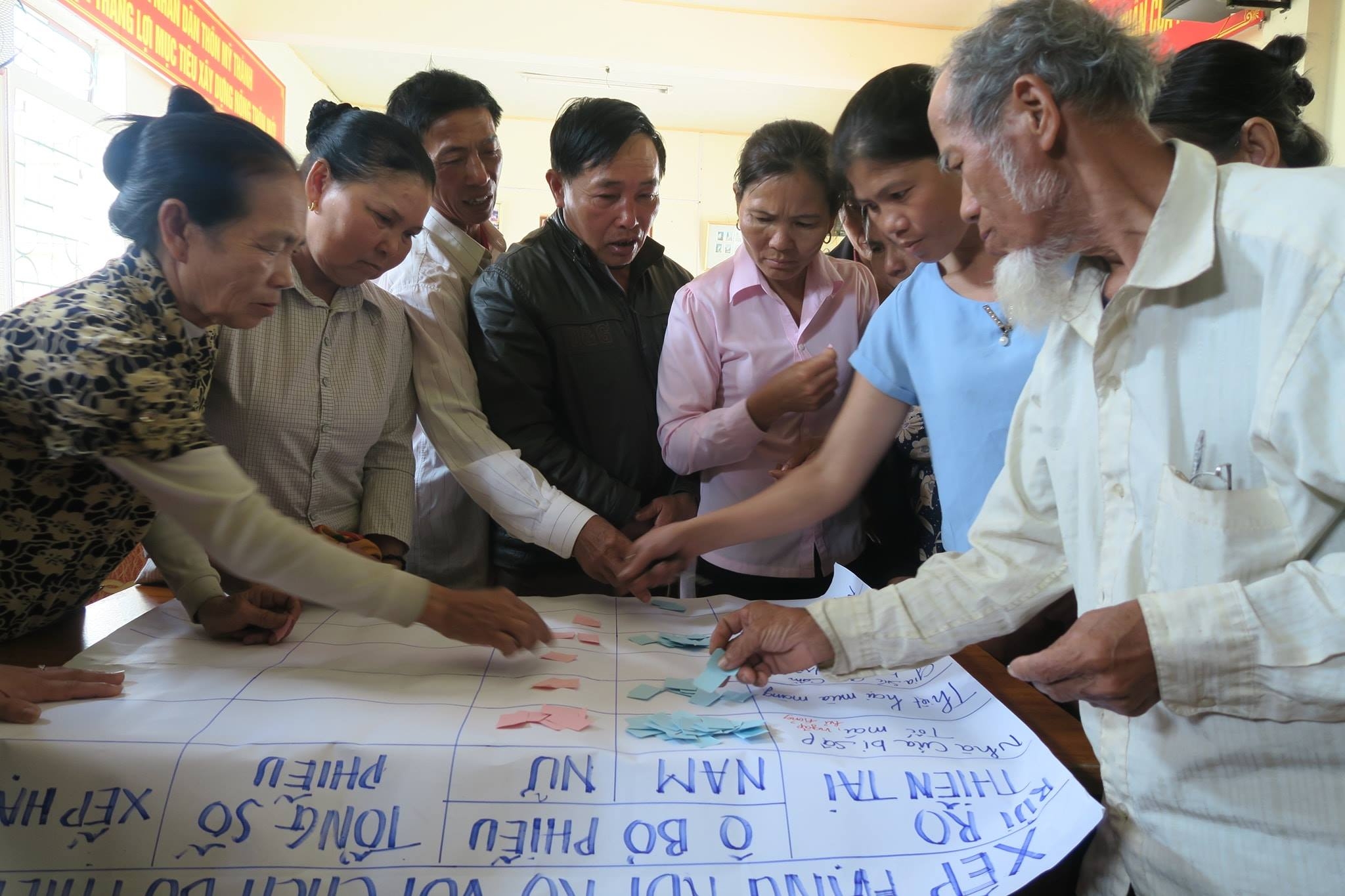 to chuc helpage international tai viet nam ho tro 80 trieu cho nguoi cao tuoi trong dich covid 19