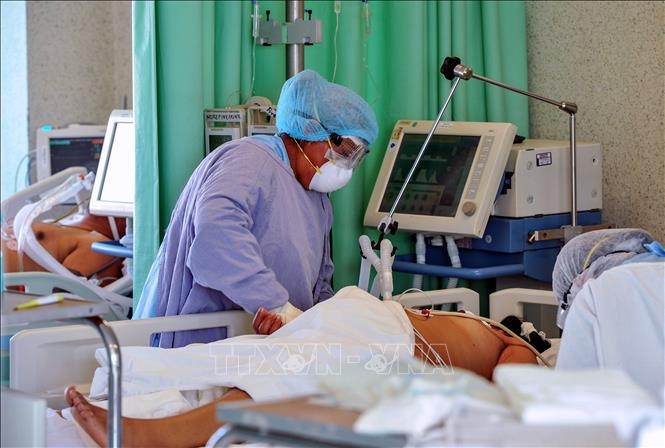 covid 19 the gioi co 23 trieu ca benh chau au co tren 100000 nguoi tu vong