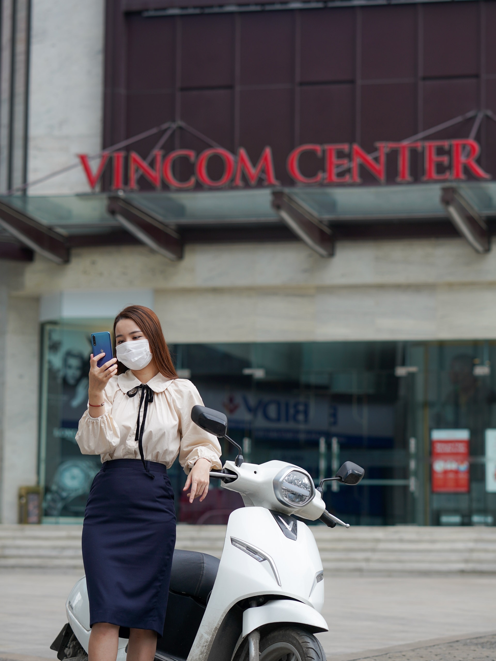 vingroup nghien cuu thanh cong cong nghe nhan dien khi dung khau trang
