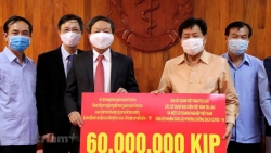 dai su quan viet nam tai nhat ho tro 100 thung my tom cho cong dan viet tai fukushima gap kho khan vi covid 19