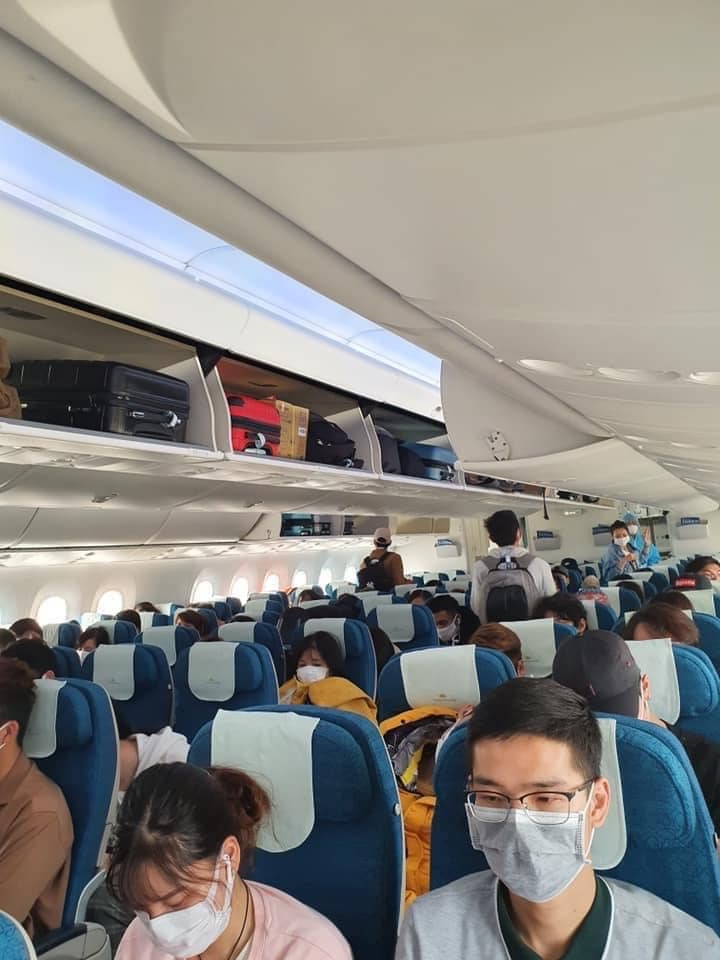 gan 300 cong dan viet nam mac ket tai nhat ban da ve nuoc an toan