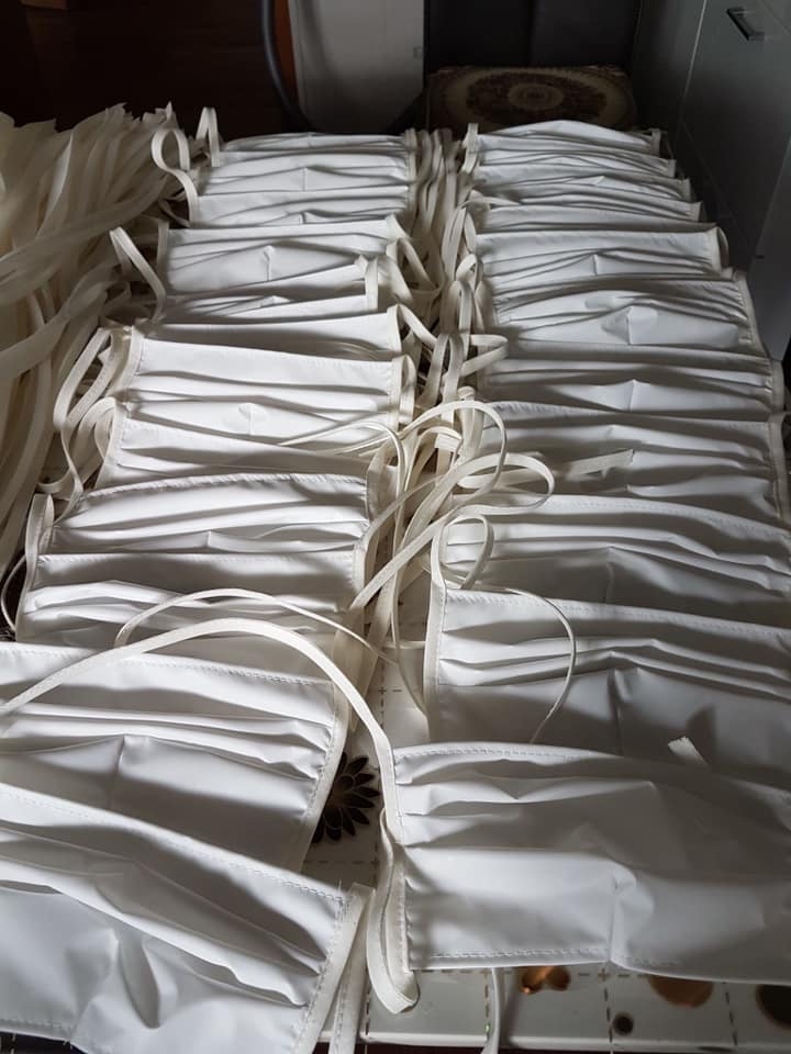 hoi nguoi viet nam l bau zittau may 7000 khau trang ho tro duc chong covid 19