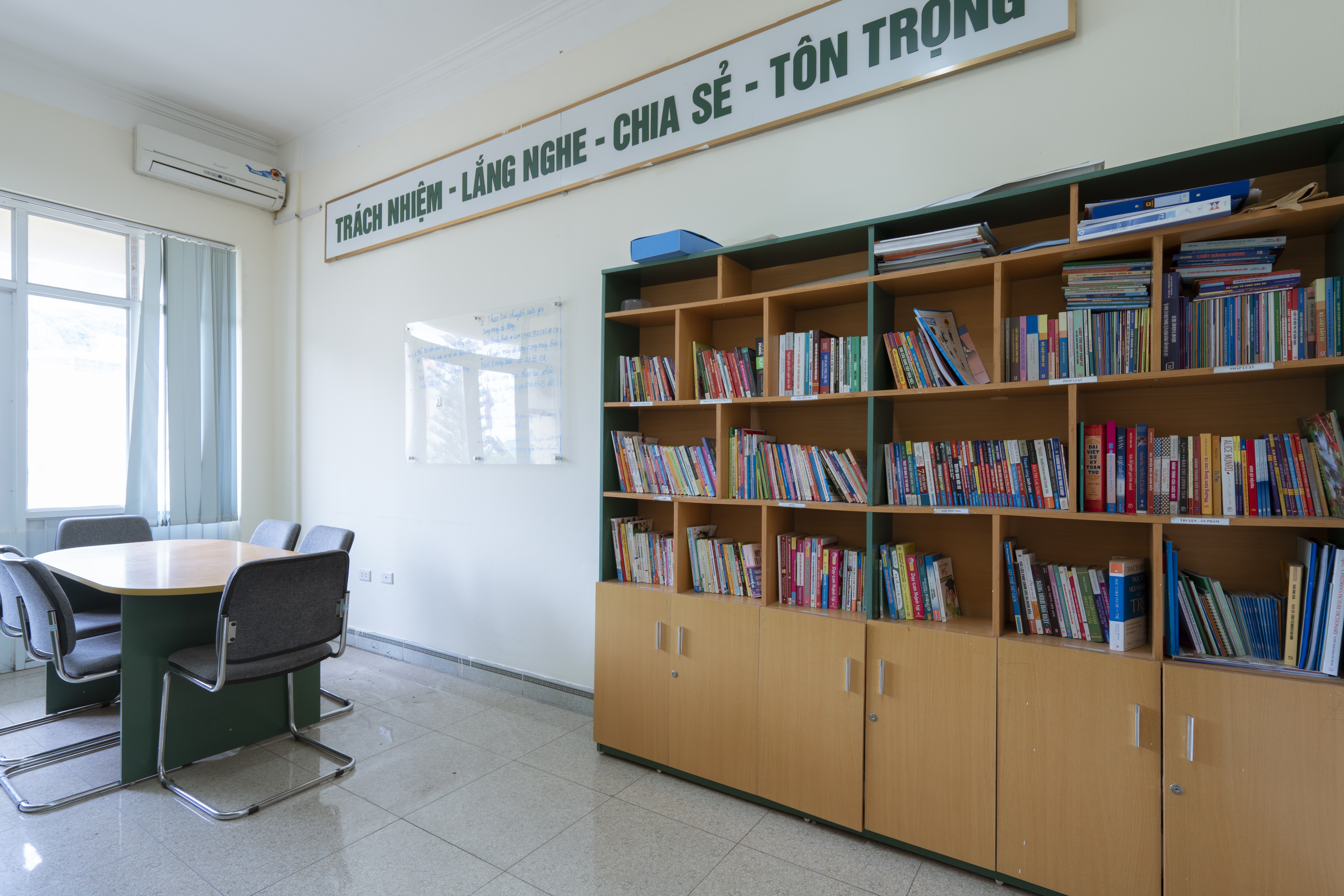 khai truong ngoi nha anh duong noi cung cap cac dich vu ho tro thiet yeu cho phu nu va tre em gai bi bao luc gioi tai tinh quang ninh