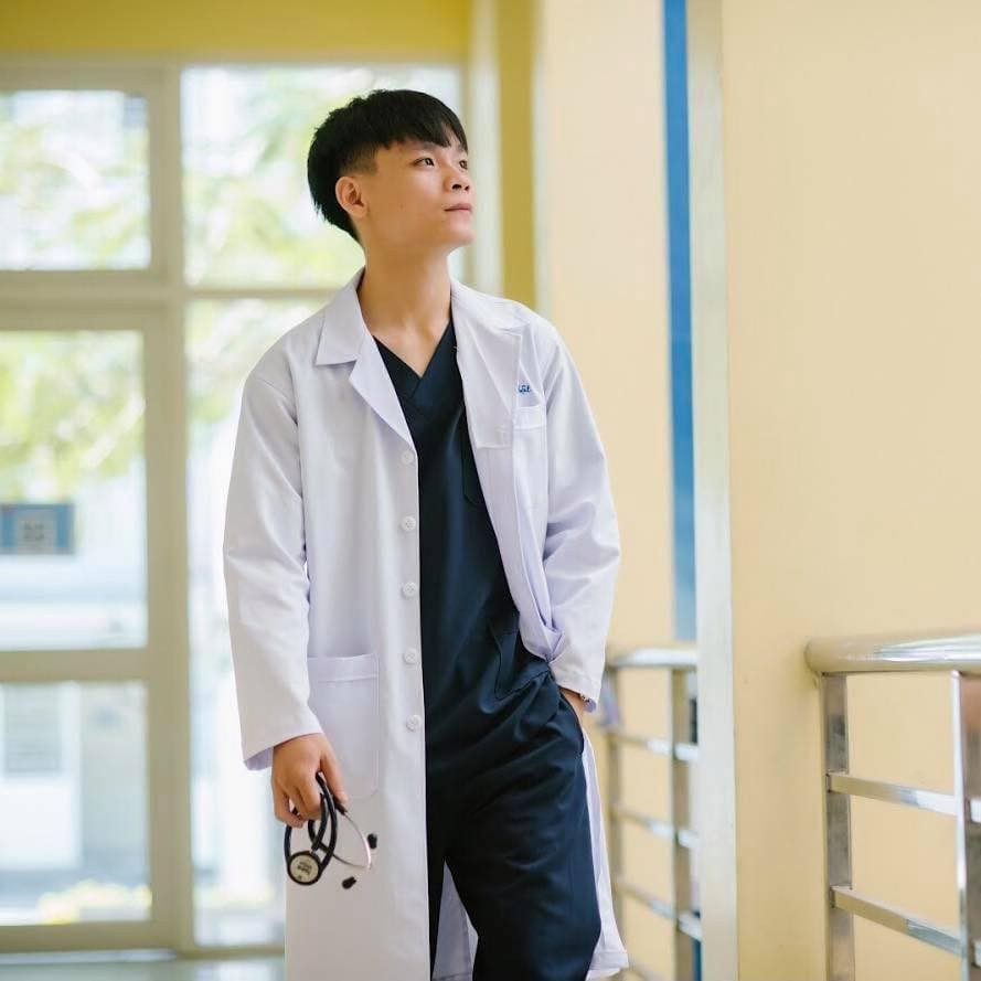 18 năm gieo yêu thương, ươm mầm cho ước mơ trở thành bác sĩ của chàng trai nghèo Quảng Trị