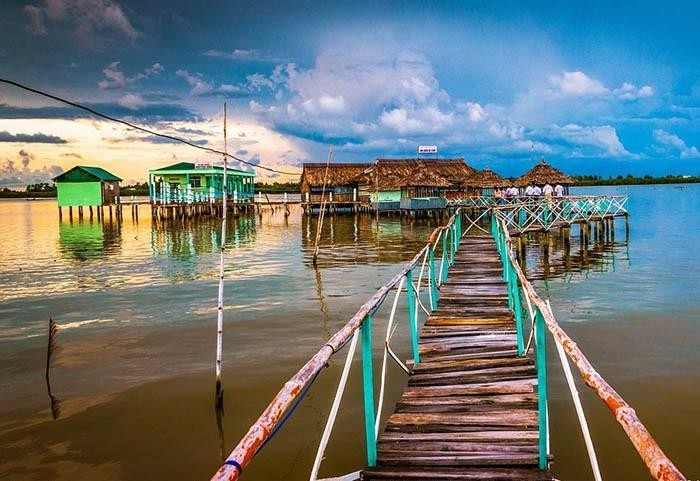 'Biển hồ' thanh bình ở miền Tây - nơi ngắm hoàng hôn đẹp nhất cực Nam Tổ quốc