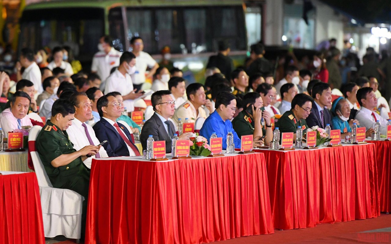 Chủ tịch nước Nguyễn Xuân Phúc: Quảng Trị là biểu tượng của chí khí oanh liệt hào hùng