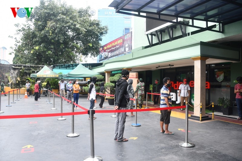 indonesia hoc viet nam trien khai mo hinh cay atm gao cho nguoi dan