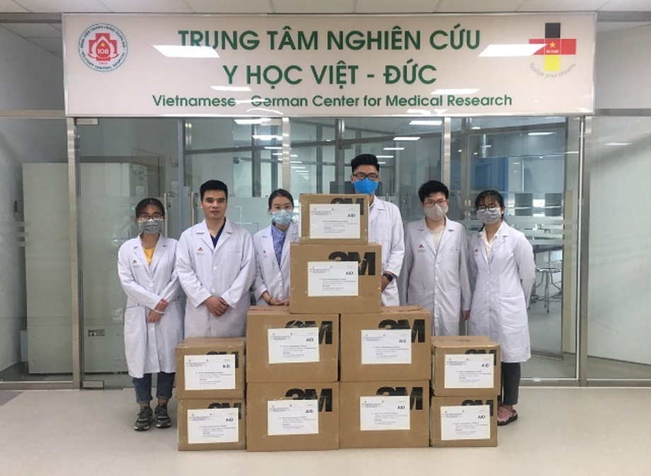 duc tuyen 230 dieu duong vien voi muc luong 27 34 trieu dong thang