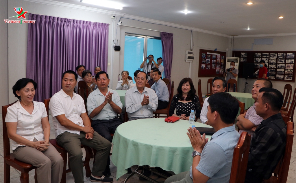 cong dong nguoi viet nam tai campuchia hop mat ky niem 130 nam ngay sinh chu tich ho chi minh