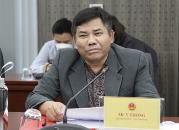 Thứ trưởng, Phó Chủ nhiệm Y Thông làm việc với Đoàn CPM 2022 của ADB