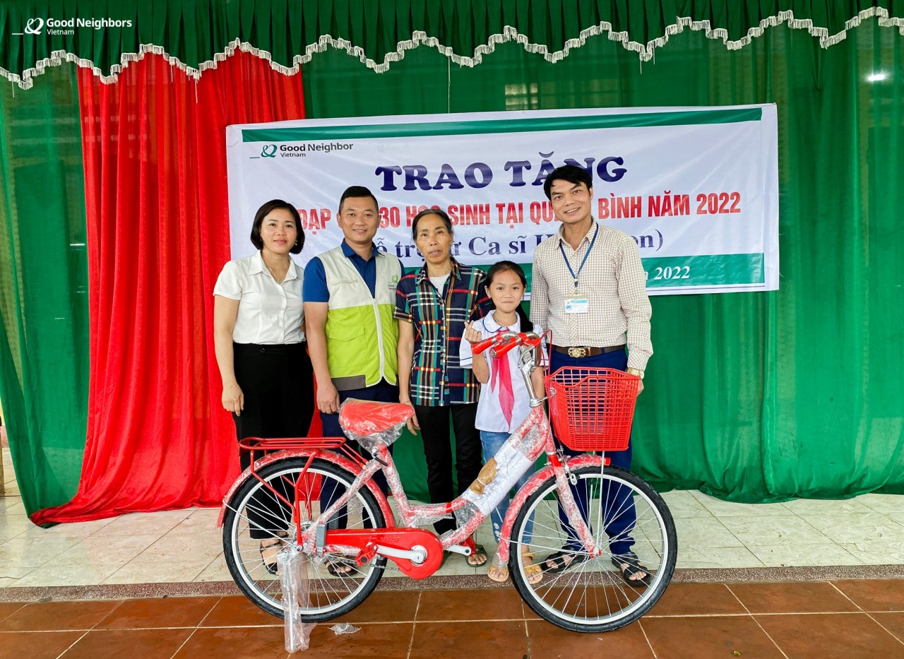 GNI  tặng xe đạp cho 30 em học sinh tại xã Bằng Lang, huyện Quang Bình, tỉnh Hà Giang