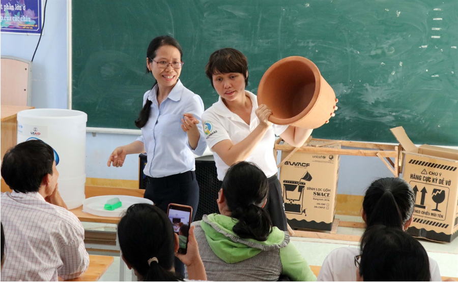 unicef ho tro 500 ho dan chiu anh huong cua han han va dich covid 19 tai 3 xa thuoc tinh ninh thuan