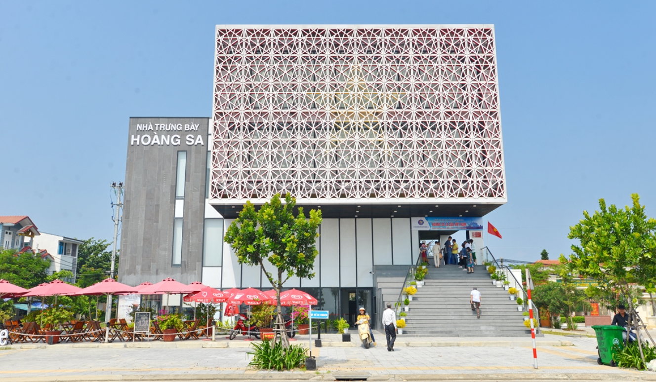 Thủ đoạn “Ngư phủ - Tàu lạ” của Trung Quốc nhằm cưỡng đoạt quần đảo Hoàng Sa của Việt Nam