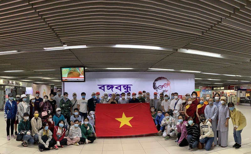 may bay dua hon 350 cong dan viet nam tu australia va new zealand co nguyen vong ve nuoc da ha canh an toan