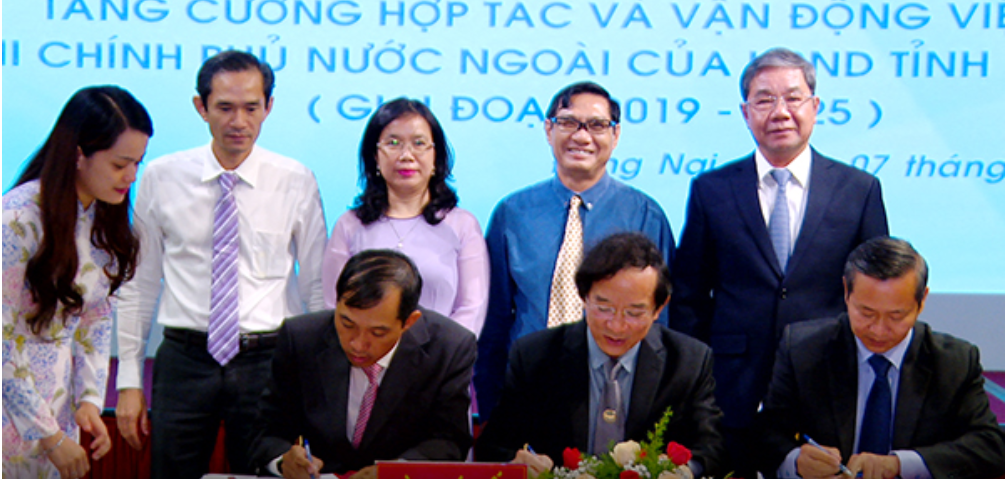 cac dai bieu tham gia le ky ket anh baodongnai