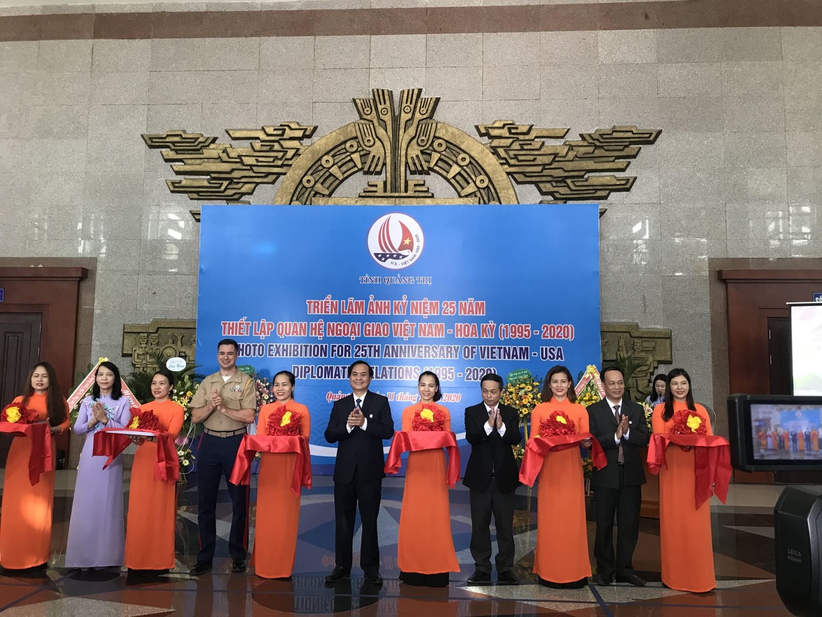 cac dai bieu cat bang khai mac trien lam anh truyenhinhquangtri