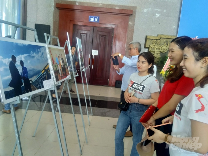 trien lam thu hut su quan tam cua cac ban tre anh nongnghiepvietnam