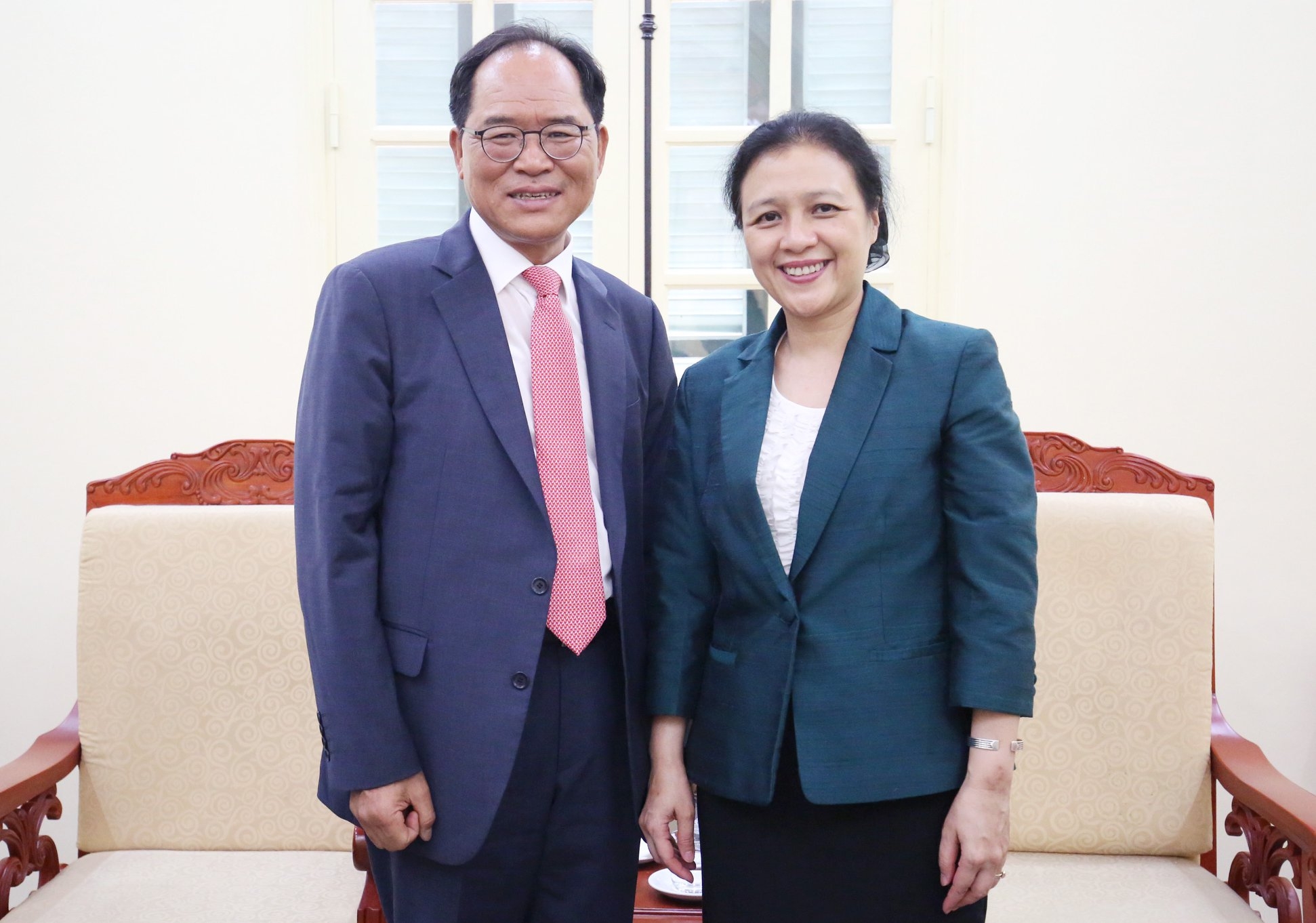 vufo rat tran trong dong gop cua nhung nguoi ban han quoc