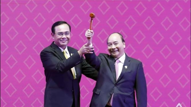 viet nam dam nhan vai tro chu tich asean anh vov