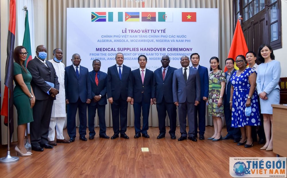 chinh phu viet nam trao qua chong covid 19 cho 5 nuoc chau phi algeria angola mozambique nigeria va nam phi anh baoquocte