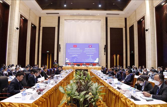 Tổng Bí thư, Chủ tịch nước Lào tiếp đoàn đại biểu Đảng Cộng sản Việt Nam