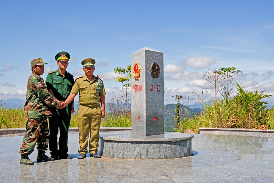 bien gioi viet nam campuchia bai 10