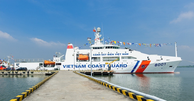 Những hành vi bị nghiêm cấm trong Luật Cảnh sát biển Việt Nam