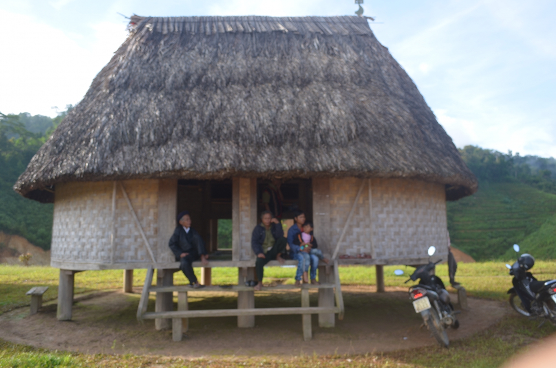 chuyen la o vung bien cam di xe may 3 ngay tet de dam bao an toan