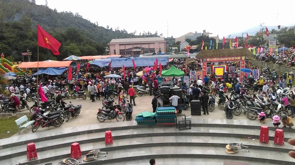 ky la phien cho chi hop dung mong 1 tet nguyen dan