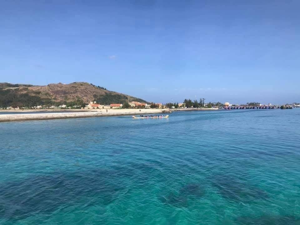 ngu dan dao toi cap tap chuan bi cho le hoi dua thuyen truyen thong