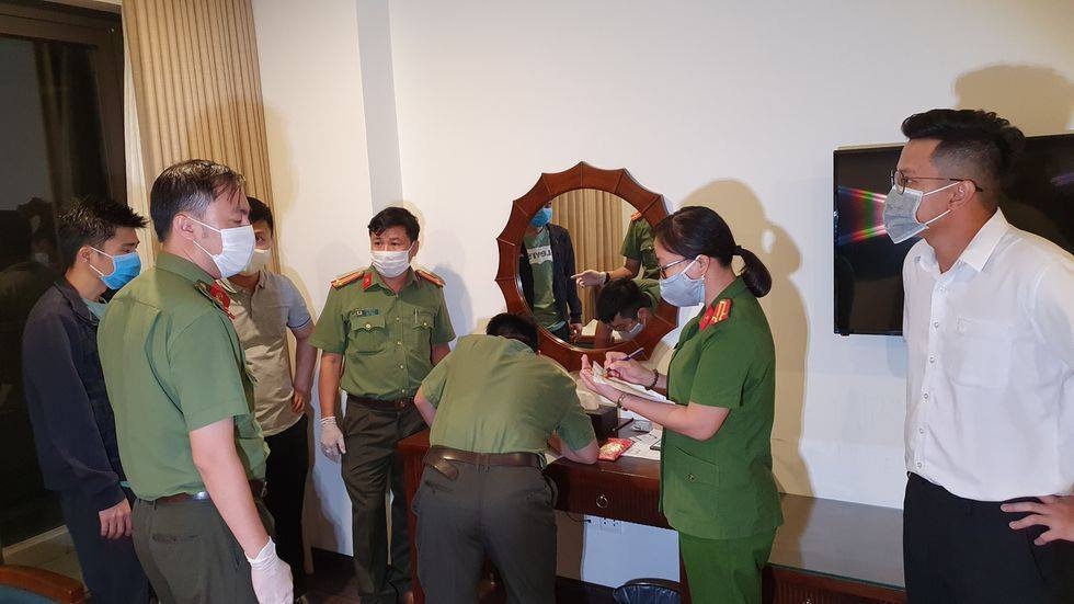 Đà Nẵng phát hiện 3 xe chở người Trung Quốc nhập cảnh trái phép